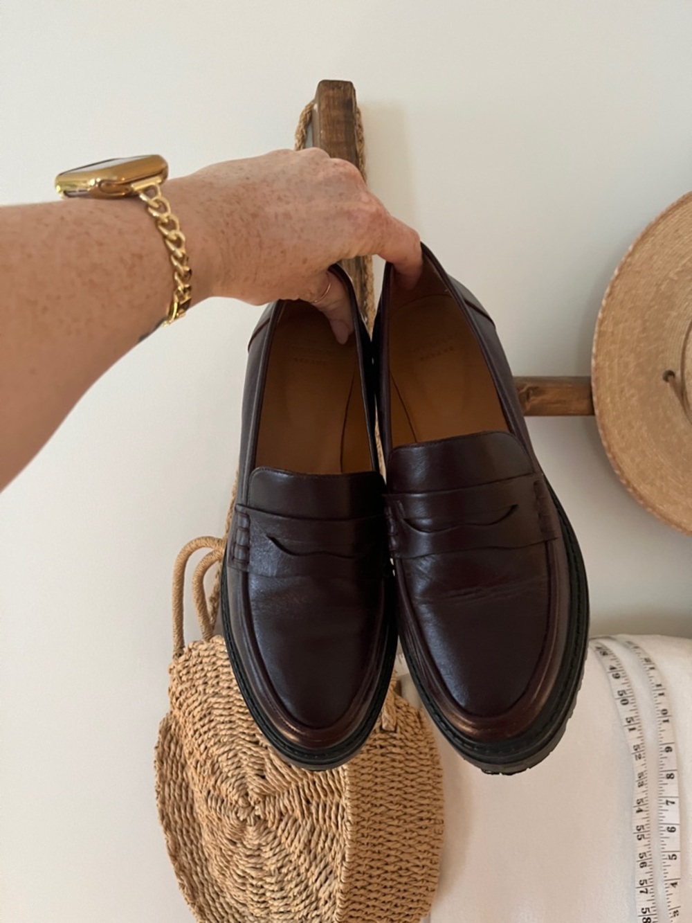 SEZANE Albane Leather Penny Loafers Size 39 Glossy Burgundy Platform Lug Sole